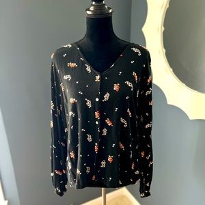 Floral Button Blouse